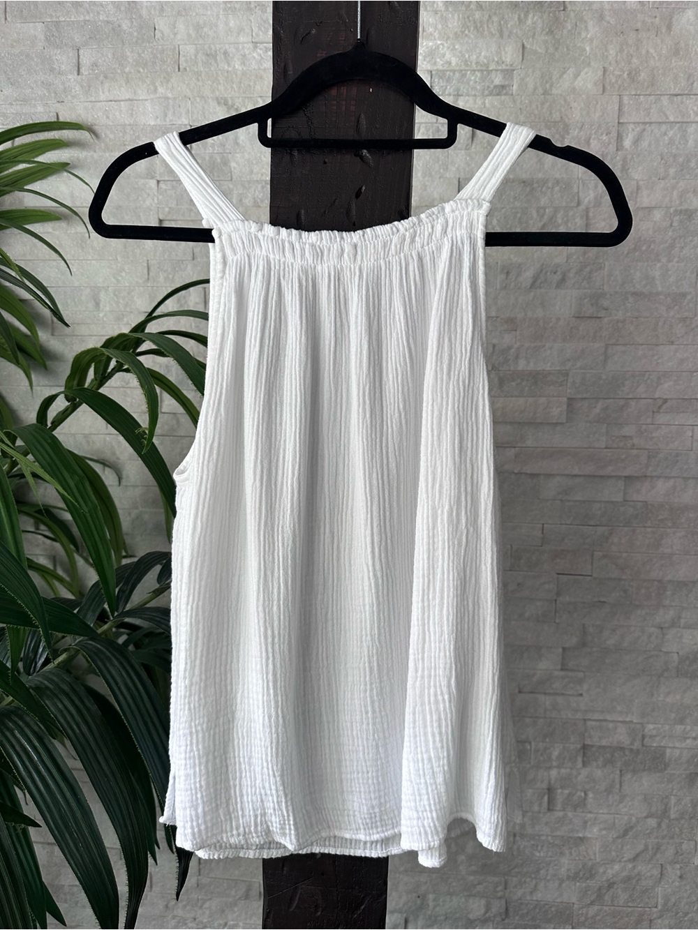 cloth & stone White Guazy Boho Breezy Tank Blouse Size M